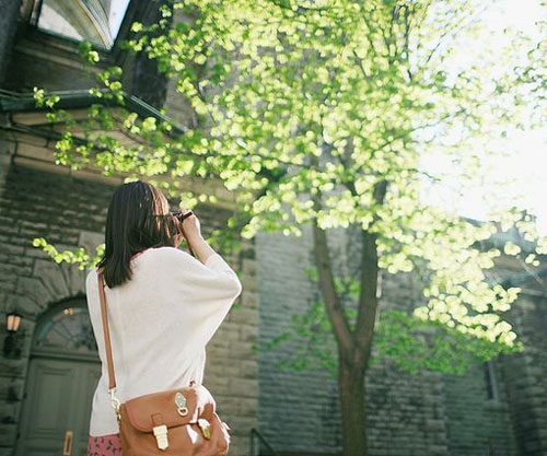 文艺女生旅行图片