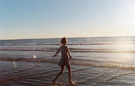 唯美意境女生阳光图片