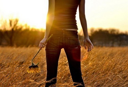 唯美意境女生阳光图片