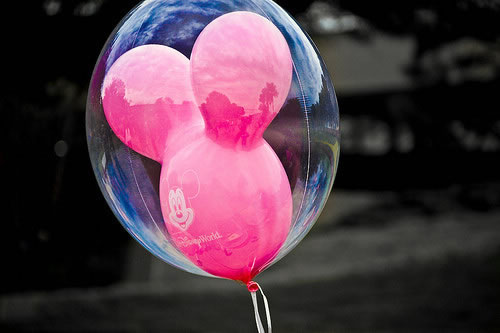 爱情有关的凄美气球图片3