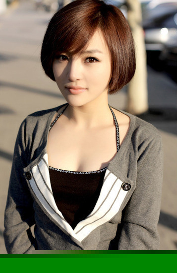 <b>最喜欢的短发女生</b>
