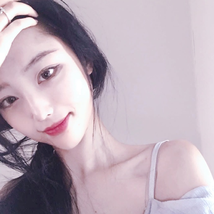 9张清纯可爱的女生头像图片-有意思吧