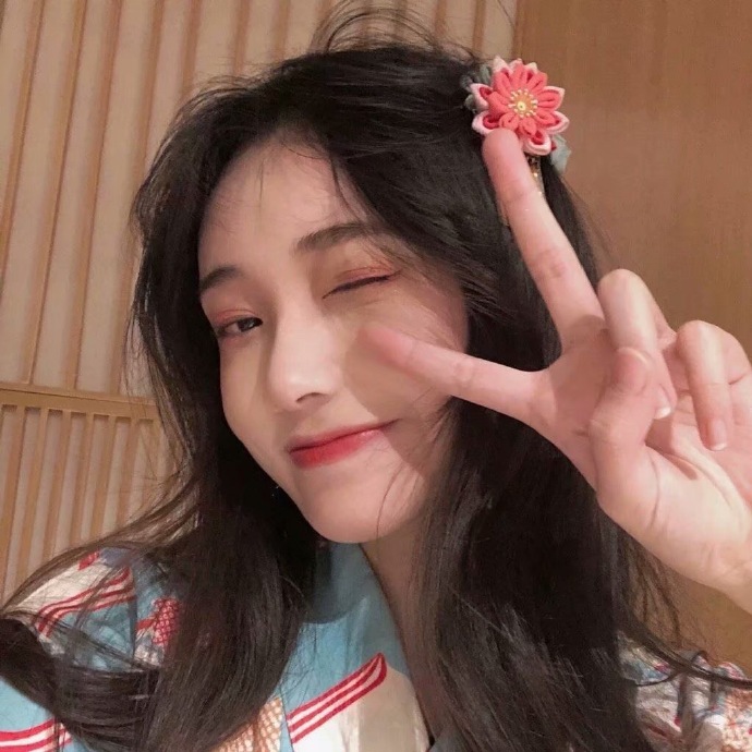 9张清纯可爱的女生头像图片-有意思吧
